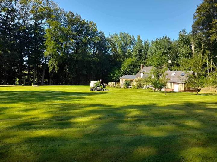 Entretien et création de jardin Valmont